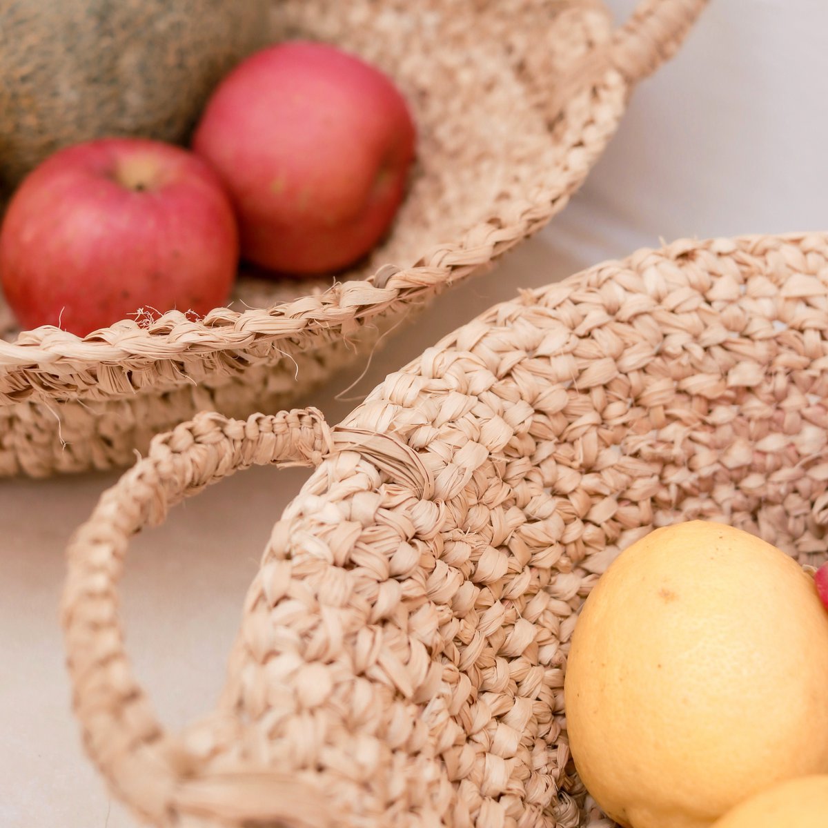 Geweven Raffia schaal RAGA (2 maten) - Schaal - BUVV Home