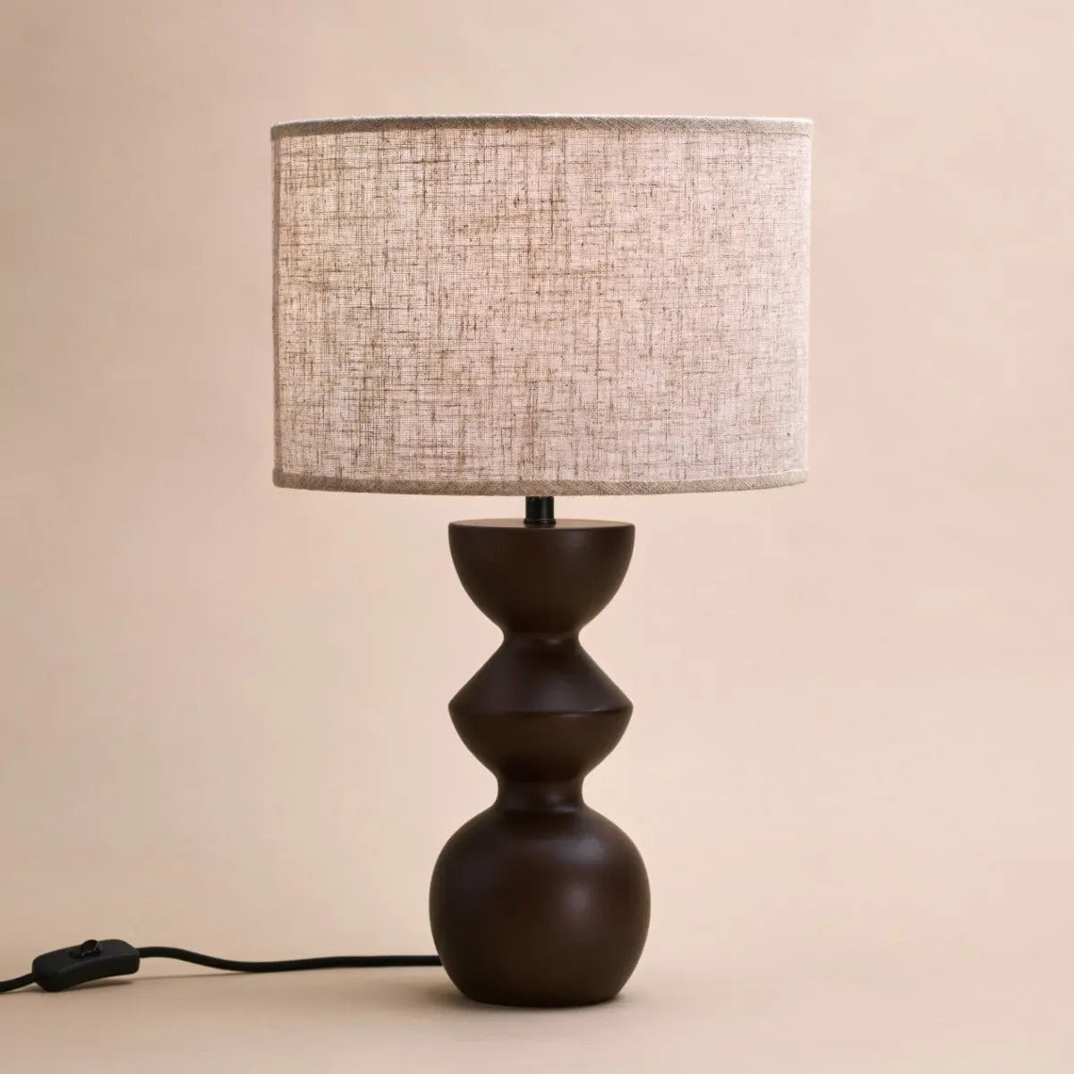 Tafellamp Kai Donkerbruin - met Zandkleurige Lampenkap - Lamp - BUVV Home