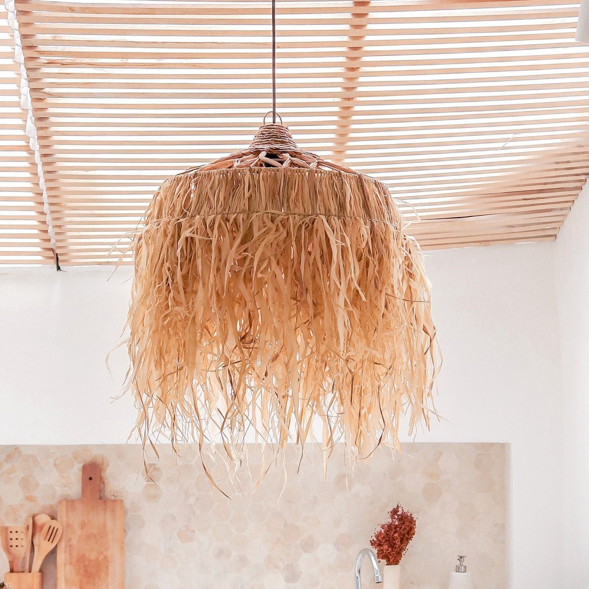Hanglamp KAWI met Franjes - Handgevlochten Raffia (2 maten) - Lamp - BUVV Home