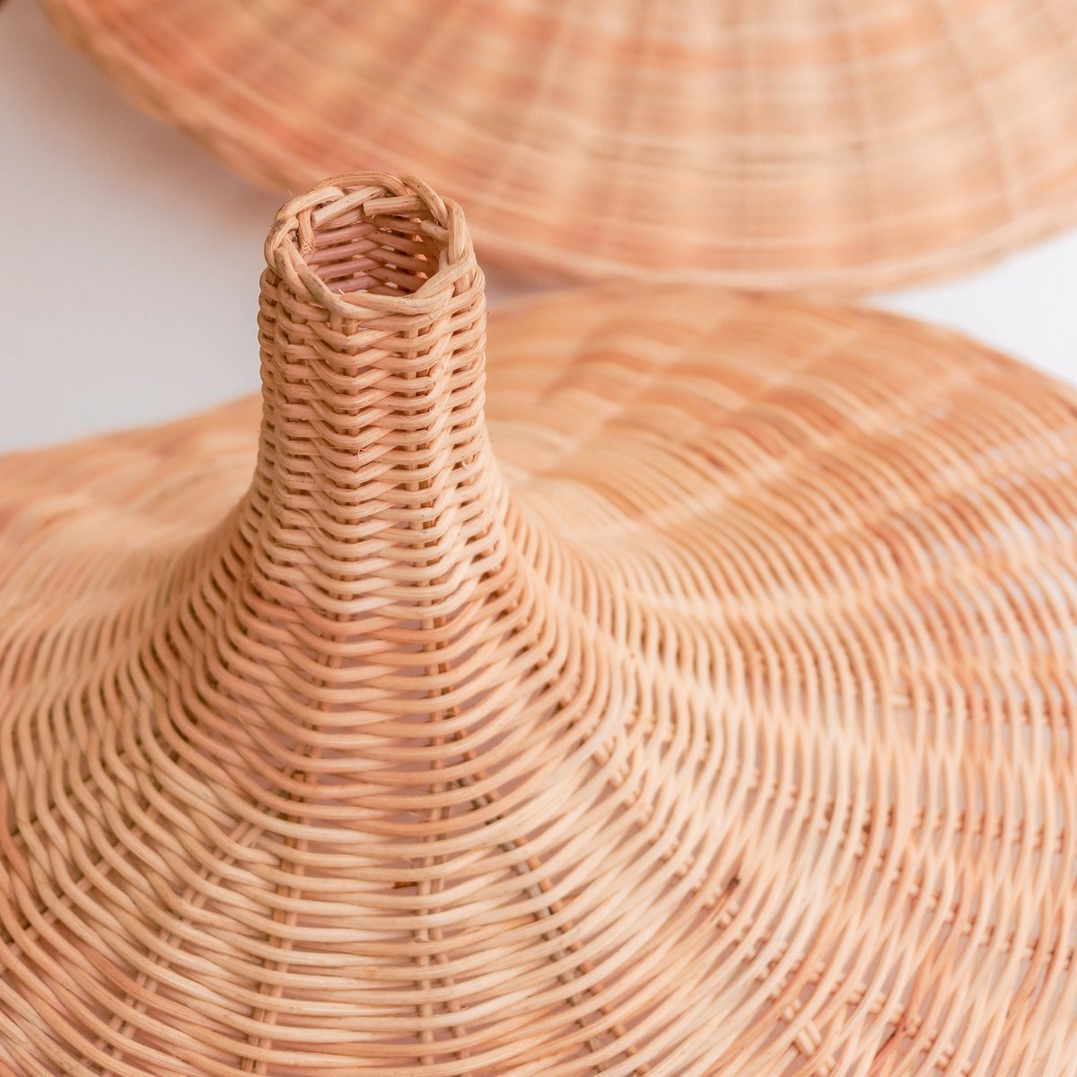 Hanglamp SAYAN - Handgevlochten Rotan (2 maten) - Lamp - BUVV Home