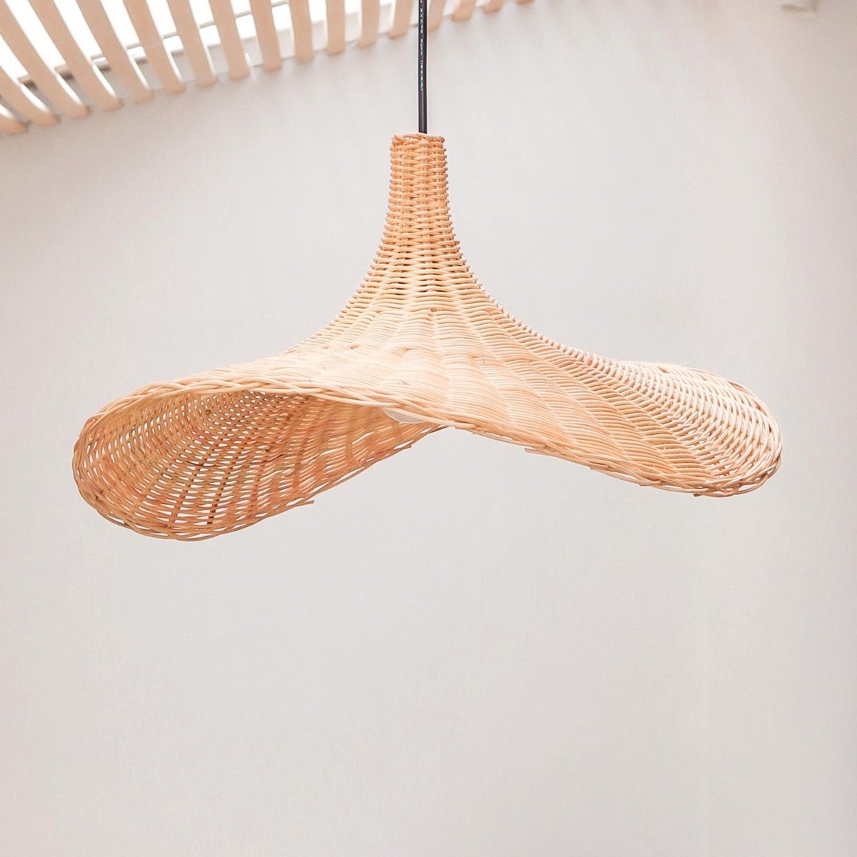 Hanglamp SAYAN - Handgevlochten Rotan (2 maten) - Lamp - BUVV Home