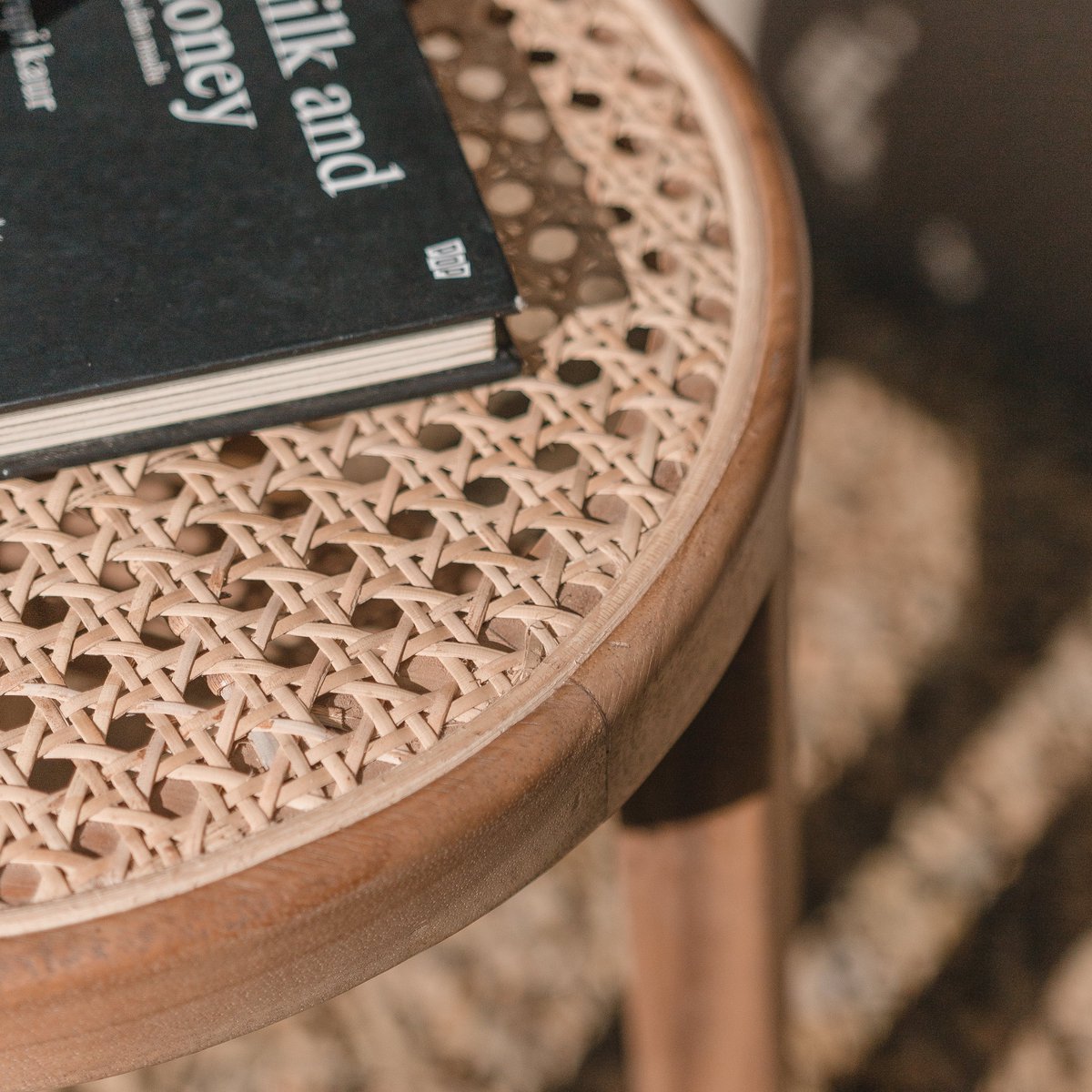 Houten kruk CARAMIN van Trembesi - Kruk - BUVV Home