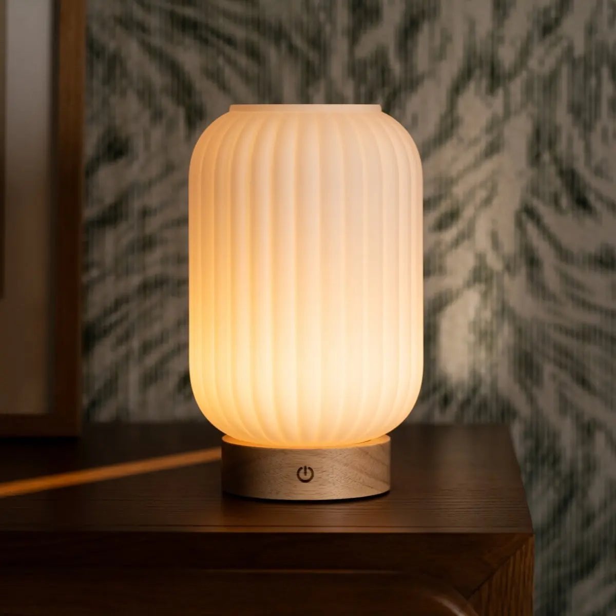 Lilly Lichtbruine Unieke Oplaadbare Lamp - Lamp - BUVV Home