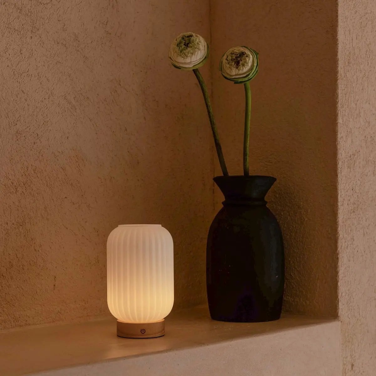 Lilly Lichtbruine Unieke Oplaadbare Lamp - Lamp - BUVV Home