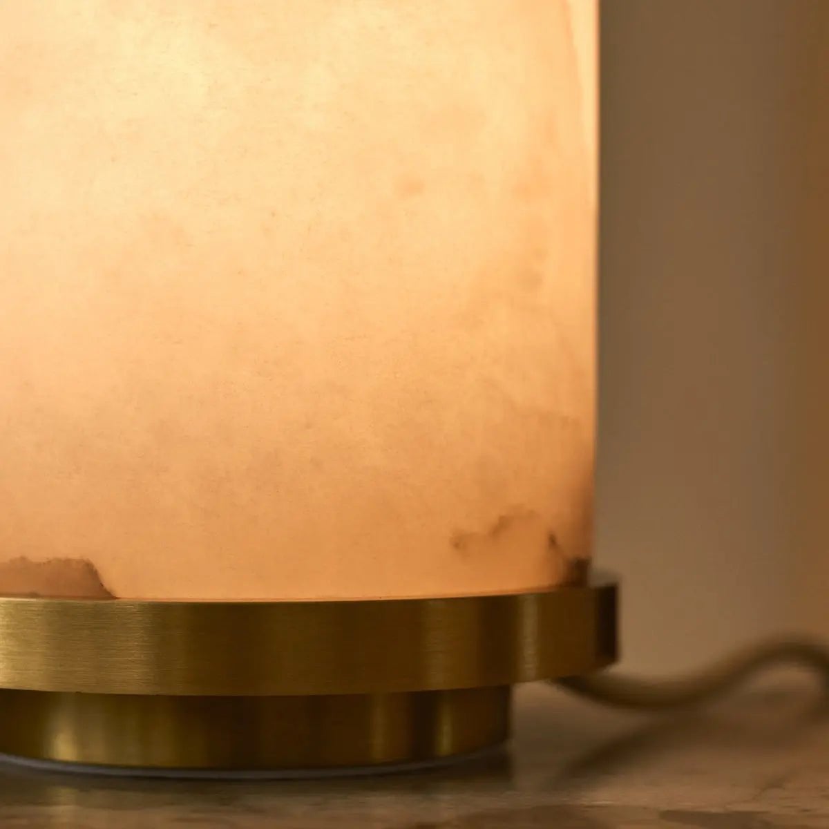 Mateo Albasten Tafellamp - Gouden accenten - Lamp - BUVV Home