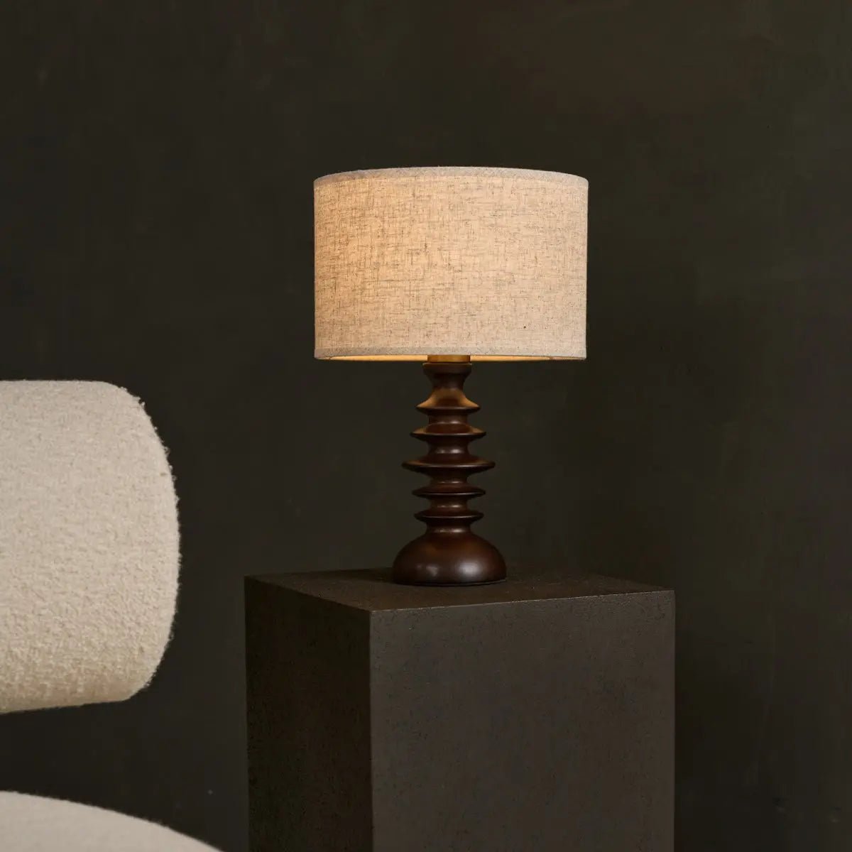 Tafellamp Bodhi Donkerbruin Hout - Linnen Lampenkap - Lamp - BUVV Home