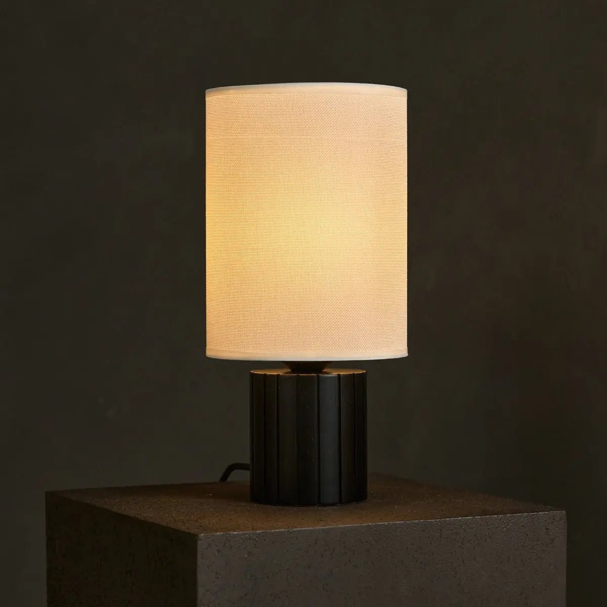 Tafellamp Kiko Zwart - Rubberhout - Lamp - BUVV Home