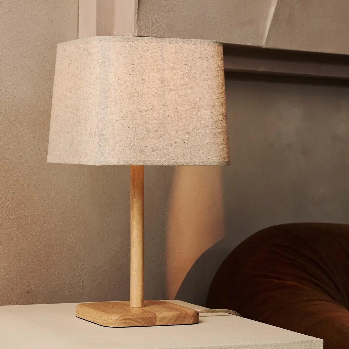 Tafellamp Marley Hout - met Zandkleurige Lampenkap - Lamp - BUVV Home