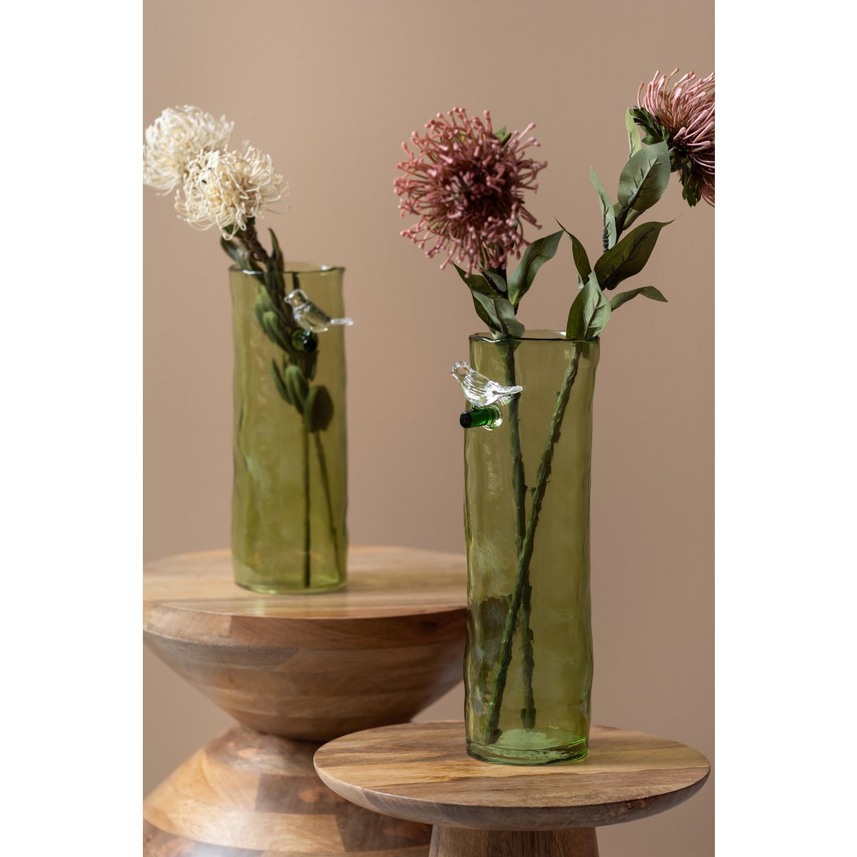 Vaas Bird on Branch Groot - Vaas - BUVV Home