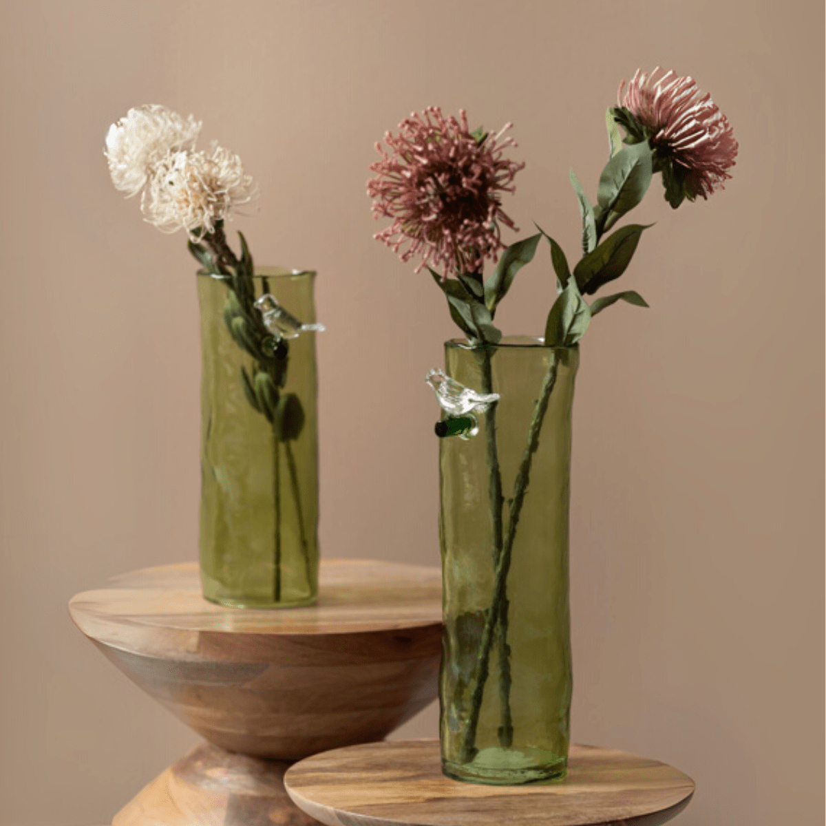 Vaas Bird on Branch Groot - Vaas - BUVV Home