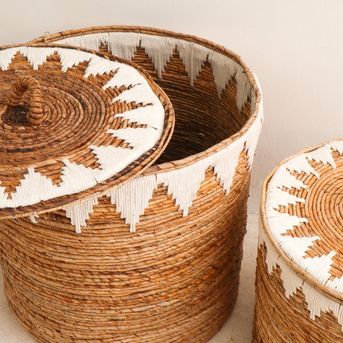 Wasmand EMPAT - Handgeweven van Bananenvezel (2 maten) - Mand - BUVV Home